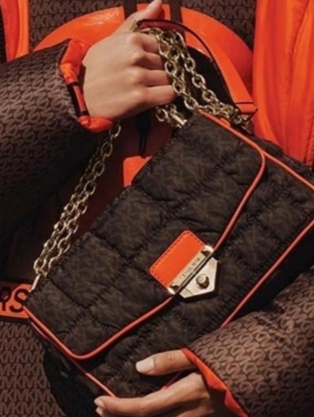 Michael Kors Soho 100% Quilted Nylon Shoulder/Crossbody Bag - Picture 3 of 9